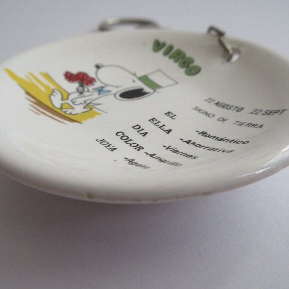 Snoopy Zodiac Virgo Keychain Ceramic Plate Spanish Espanol Vtg 1980's Peanuts - Picture 8 of 12